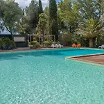 La Peiriere - Evasion En Dome Campsite *