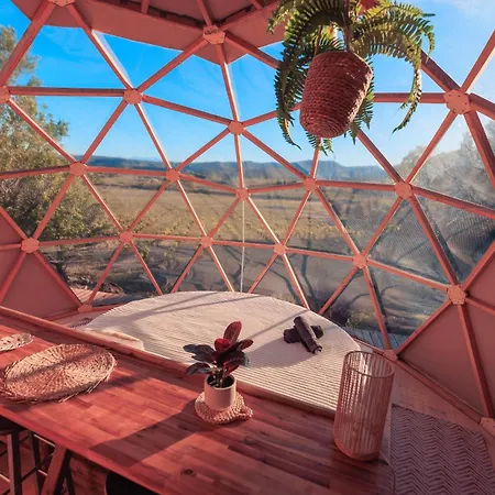 La Peiriere - Evasion En Dome אתר קמפינג