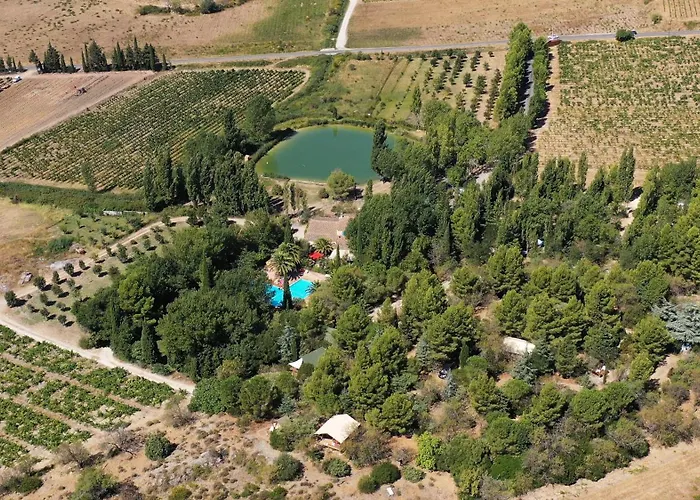 אתר קמפינג La Peiriere - Evasion En Dome Tuchan