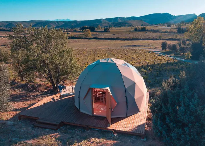 אתר קמפינג La Peiriere - Evasion En Dome Tuchan